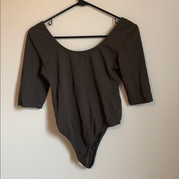 PacSun Other - ⚡️Olive off the shoulder Bodysuit⚡️